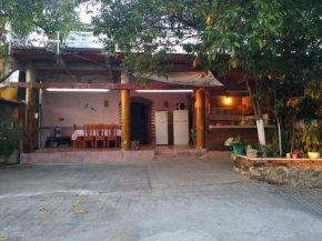 Casa en Pochutla de adobe con boveda catalana